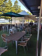 Port Lincoln Pier Hotel