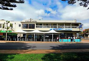 Port Lincoln Pier Hotel