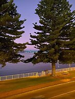 Port Lincoln Pier Hotel