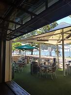 Port Lincoln Pier Hotel