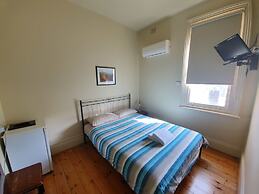 Port Lincoln Pier Hotel