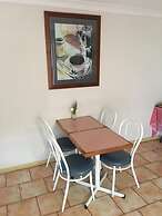 Across Country Motel and Serviced Apartments