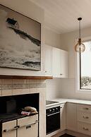 Stanley Hotel & Apartments