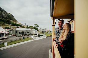 Stanley Hotel & Apartments