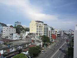Tan Hoang Long Hotel District 5
