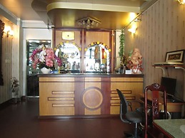 Tan Hoang Long Hotel District 5