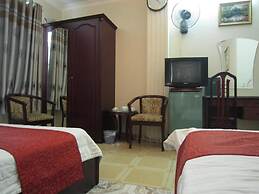 Tan Hoang Long Hotel District 5