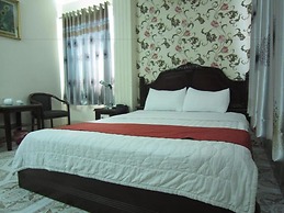 Tan Hoang Long Hotel District 5