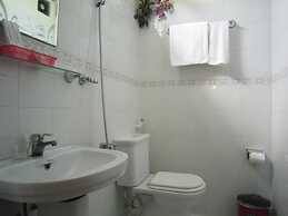 Tan Hoang Long Hotel District 5