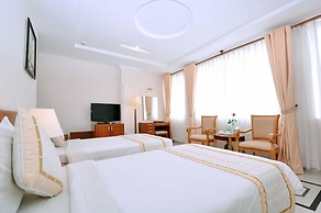 Tan Hoang Long Hotel District 5