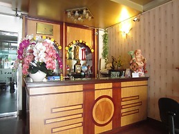 Tan Hoang Long Hotel District 5