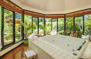 Garden Cottage at Fern Falls Cottages