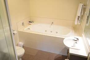 The Hobbit Motorlodge