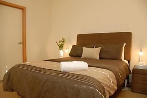 The Lakes Apartments