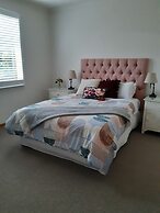 The Lakes Apartments