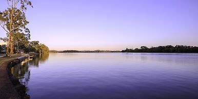 River Sands Apartments