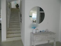 2nd Avenue Beachside Apartments