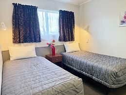 Continental Motel