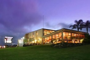 Whale Motor Inn and Restaurant