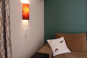 Whale Motor Inn and Restaurant