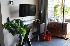 Whale Motor Inn and Restaurant