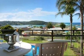 Whale Motor Inn and Restaurant