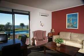 Whale Motor Inn and Restaurant