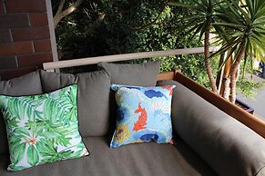 Whale Motor Inn and Restaurant