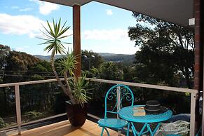 Whale Motor Inn and Restaurant