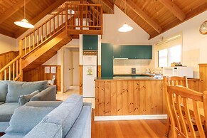 Lorne Bush House Cottages & Eco Retreats