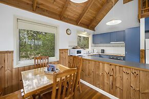 Lorne Bush House Cottages & Eco Retreats