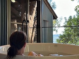 Treetops Seaview Montville