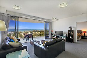 Silver Sea On Sixth Resort