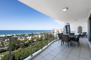 Silver Sea On Sixth Resort