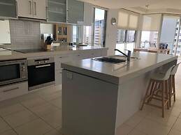 Silver Sea On Sixth Resort