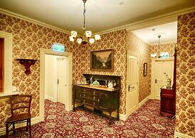 Theatre Royal Hotel Kumara