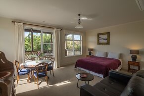 Theatre Royal Hotel Kumara