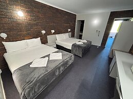 Shakespeare Motel