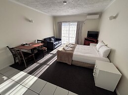 Shakespeare Motel