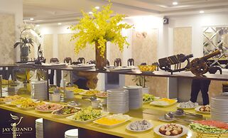 Jay Grand Hotel