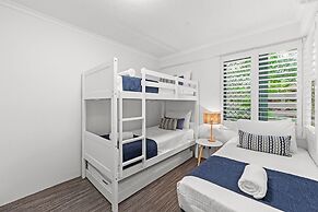 Norfolks on Moffat Beach