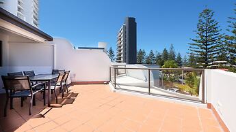 Burleigh on the Beach Holiday Apartments