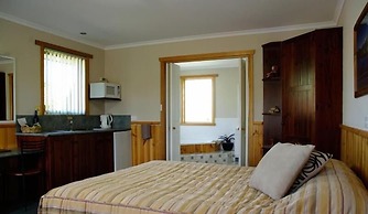 Kentish Hills Retreat