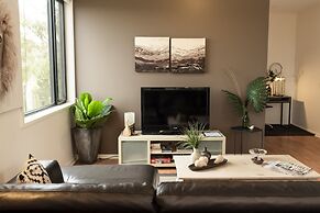 Hilltop Apartments Phillip Island - Adults Only