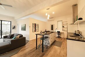 Hilltop Apartments Phillip Island - Adults Only