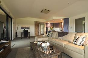 Hilltop Apartments Phillip Island - Adults Only