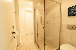 Hilltop Apartments Phillip Island - Adults Only