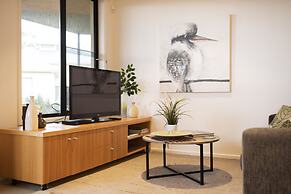 Hilltop Apartments Phillip Island - Adults Only