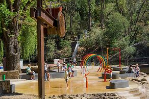 Goldfield Holiday Units