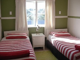 Ducks & Drakes Boutique Motel & Backpackers